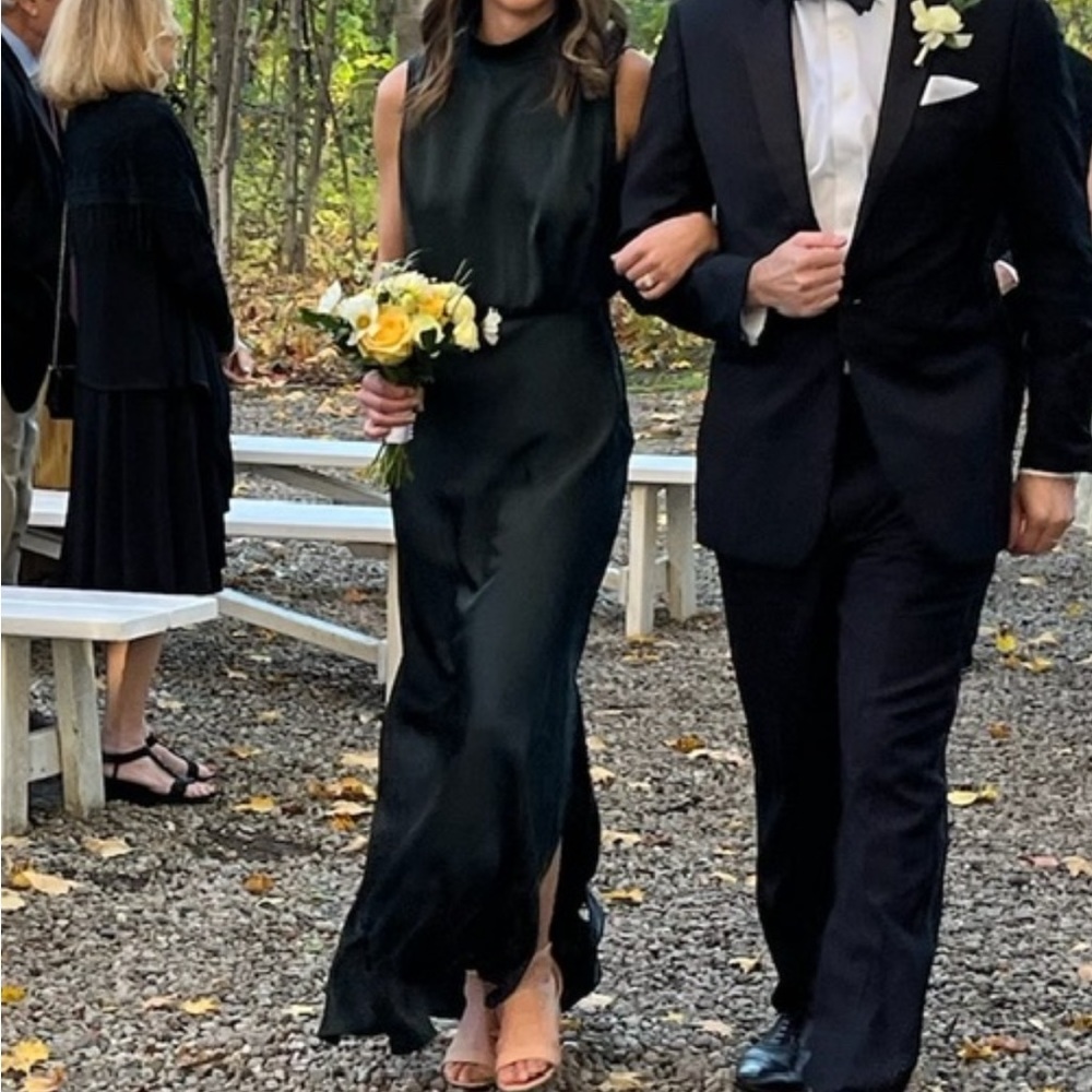 Classic Elegance Green Satin Sleeveless Mock Neck Maxi Dress